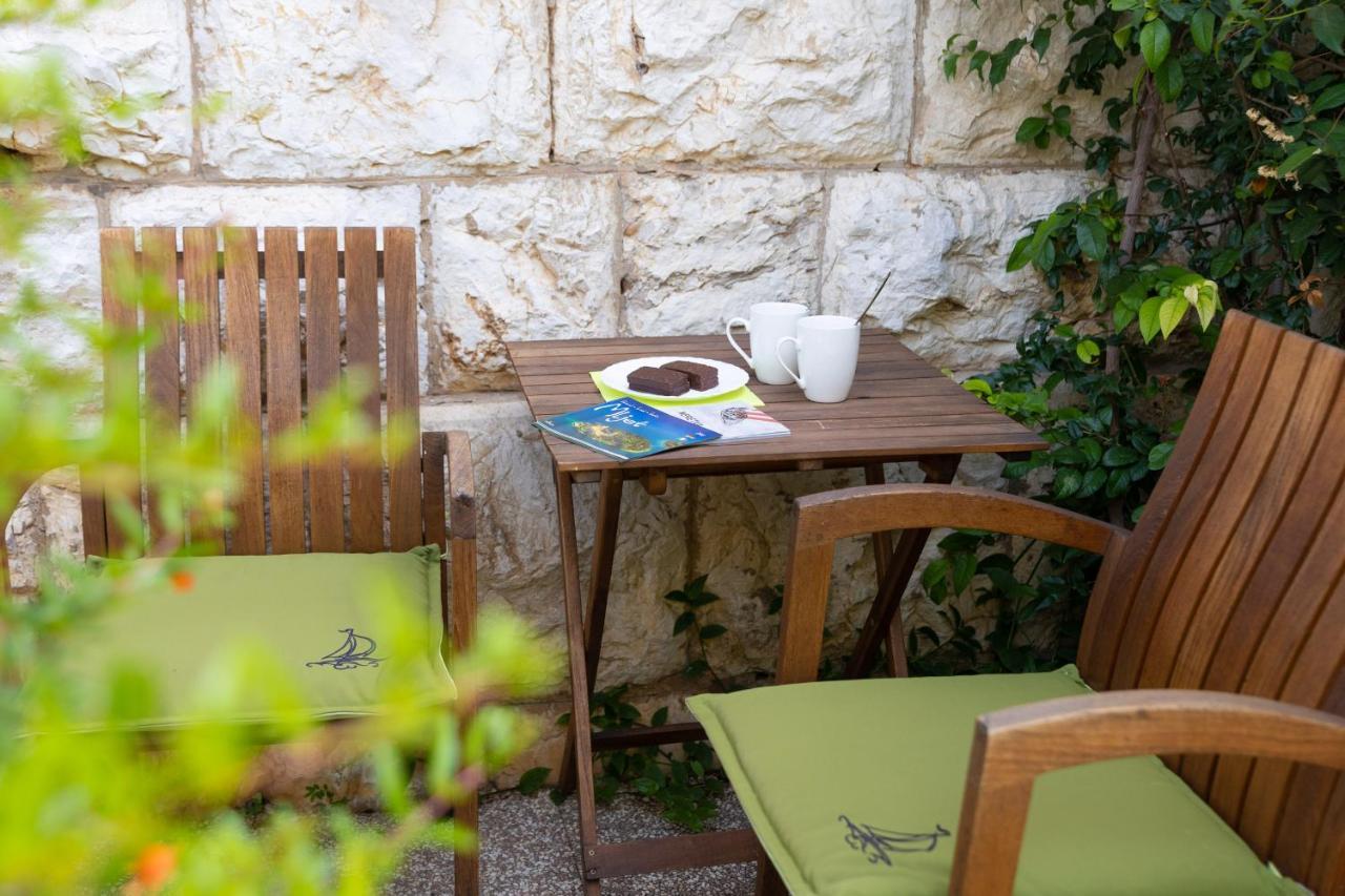 Guest House Cinema Close To Port Dubrovnik Buitenkant foto