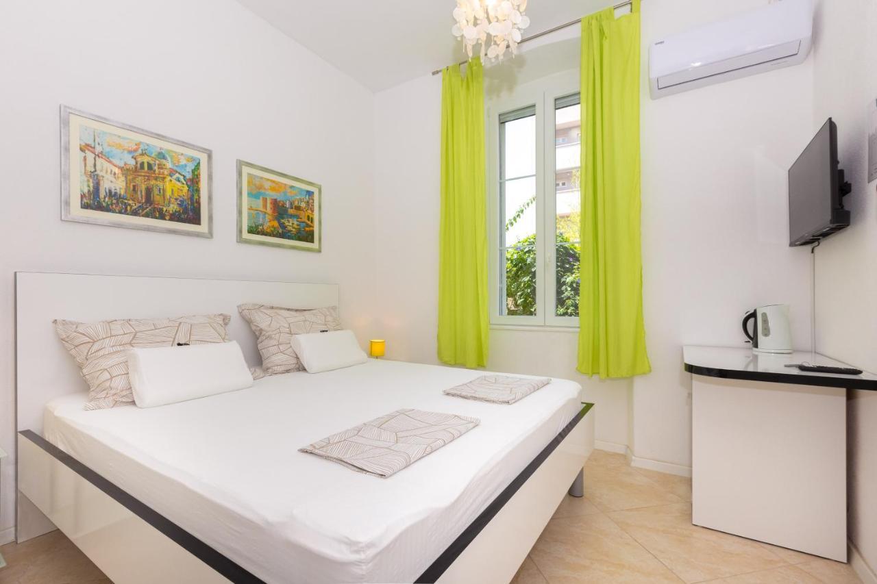 Guest House Cinema Close To Port Dubrovnik Buitenkant foto